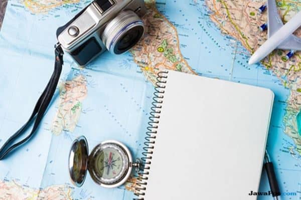 Travelling, 1. Kumpul Keluarga, 2. Hangout Bersama Teman, 3. Travelling, 4. Olahraga, 5. Istirahat, 6. Melakukan Hobi, 7. Mengerjakan Pekerjaan Rumah, 8. Membuat Tugas, 9. Datang ke Suatu Event, 10. Nonton Film