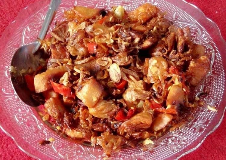 Manday, 1. Manday, 2. Bingka, 3. Dodol Kandangan, 4. Ketupat Kandangan, 5. Amparan Tatak Pisang, 6. Gangan Asam Banjar, 7. Sayur Kambang Tigarun, 8. Mi Bancir, 9. Patin Baubar, 10. Soto Banjar