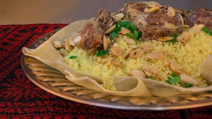Nasi Mandi, 1. Roti Maryam, 2. Nasi Kebuli, 3. Shawarma, 4. Lafa & Hummus, 5. Nasi Mandi, 6. Nasi Biryani, 7. Kushari, 8. Mutabaq, 9. Manakeesh, 10. Nasi Kabsah