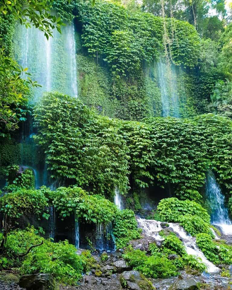 Air Terjun Benang Stokel, 1. Air Terjun Benang Kelambu, 2. Air Terjun Tiu Teja, 3. Air Terjun Tibu Ijo, 4. Air Terjun Tiu Kelep dan Sendang Gile, 5. Air Terjun Tiu Pupas, 6. Air Terjun Batara Lejang, 7. Air Terjun Mangku Sakti, 8. Air Terjun Joben, 9. Air Terjun Jeruk Manis/Air Terjun Jukut, 10. Air Terjun Benang Stokel