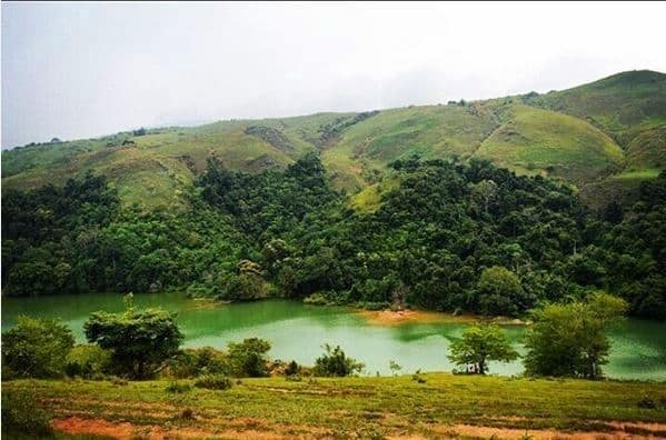 Danau Tao, 1. Tor Simarsayang, 2. Aek Sijorni, 3. Goa Sayur Matinggi, 4. Air Terjun Silima-Lima, 5. Sipenggeng Rock, 6. Air Terjun Sampuran Damparan, 7. Danau Tao, 8. Danau Siais Batangtoru, 9. Candi Bahal, 10. Puncak JB Padangsidimpuan