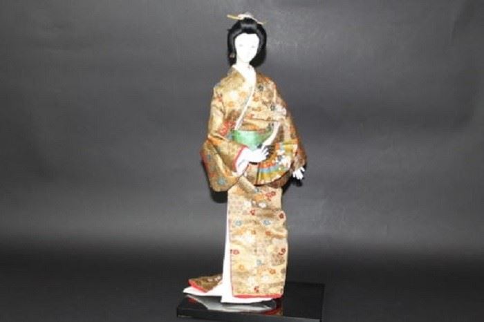 Hakata Ningyo, 1. Daruma, 2. Ningyo, 3. Hakata Ningyo, 4. Gosho Ningyo, 5. Hina Ningyo, 6. Teru Teru Bozu, 7. Karakuri, 8. Kokeshi, 9. Musha, 10. Ichimatsu
