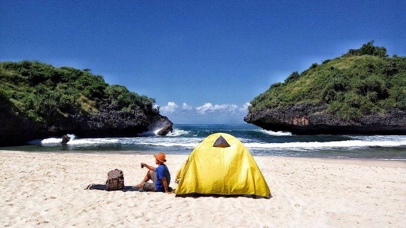 Pantai Sedahan, 1. Pantai Widodaren, 2. Pantai Sedahan, 3. Pantai Kesirat, 4. Pantai Jungwok, 5. Pantai Greweng, 6. Pantai Ngrawah, 7. Pantai Srakung, 8. Pantai Wohkudu, 9. Pantai Wedi Ombo, 10. Pantai Peyuyon