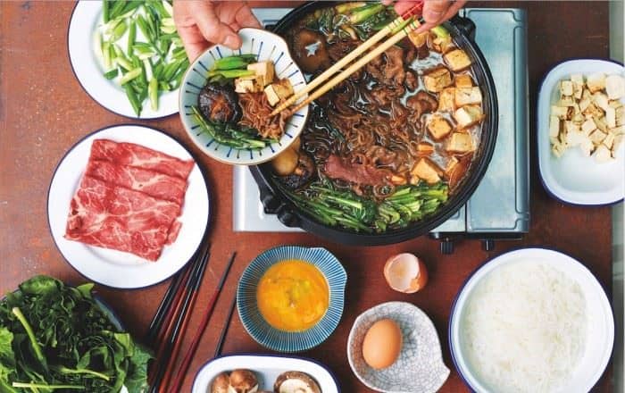 Sukiyaki, 1. Onigiri, 4. Yakiniku, 5. Yakizakana, 6. Shabu, 7. Sukiyaki, 8. Yakitori, 9. Tempura, 10. Chanko Nabe