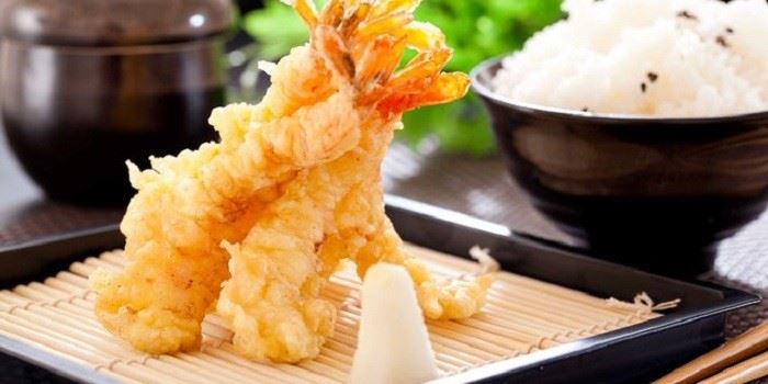 Tempura, 1. Onigiri, 4. Yakiniku, 5. Yakizakana, 6. Shabu, 7. Sukiyaki, 8. Yakitori, 9. Tempura, 10. Chanko Nabe