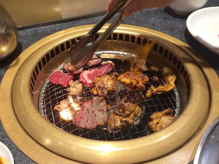 Yakiniku, 1. Onigiri, 4. Yakiniku, 5. Yakizakana, 6. Shabu, 7. Sukiyaki, 8. Yakitori, 9. Tempura, 10. Chanko Nabe