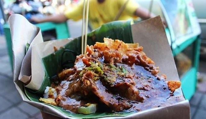 cungkring bogor, 1. Soto Mie, 2. Tauge Goreng, 3. Laksa Bogor, 4. Soto Kuning, 5. Cungkring, 6. Asinan Bogor, 7. Doclang, 8. Bapatong, 9. Pepes Sagu, 10. Ikan Balita