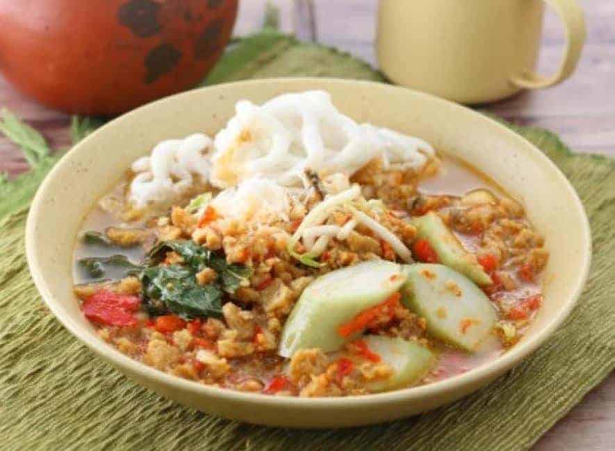 docang, 1. Nasi Jamblang, 2. Empal Gentong, 3. Tahu Gejrot, 4. Nasi Lengko, 5. Sate Kalong, 6. Mie Koclok, 7. Empal Asam, 8. Kue Tapel, 9. Docang, 10. Kue Gapit