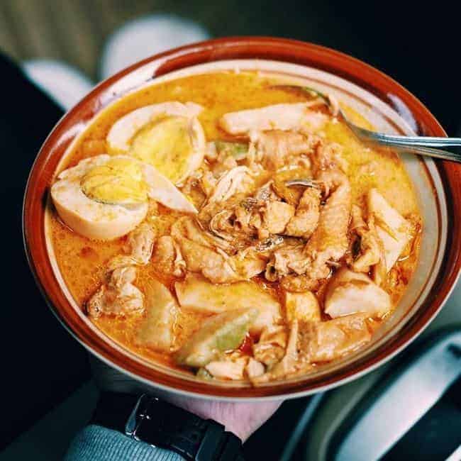 lengko ayam, 1. Sambal Goang, 3. Cilok Goang, 4. Citruk, 5. Kolontong, 6. Godeblag, 7. Lengko Ayam, 8. Pecel Oranye
