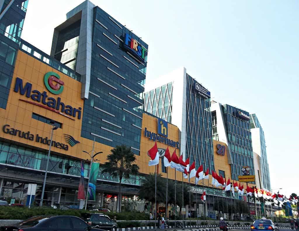 City of Tomorrow, 1. City of Tomorrow (CITO), 2. Jembatan Merah Plaza (JMP), 3. Darmo Trade Center (DTC), 4. BG Junction, 5. Pusat Grosir Surabaya (PGS), 6. Ramayana Hi-tech Mall, 7. ITC Surabaya Mega Grosir, 8. Royal Plaza