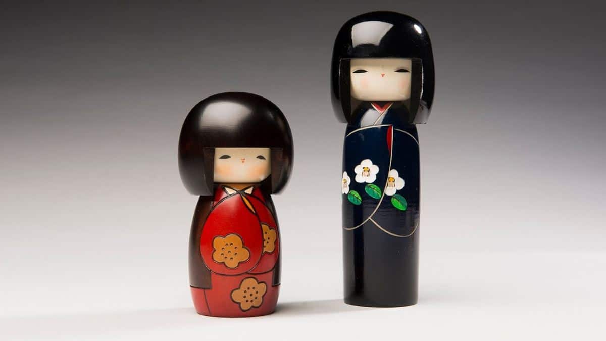 Kokeshi, 1. Senjafuda Straps, 2. Kokeshi, 3. Kanzashi, 4. Noren, 5. Koinobori, 6. Sandal Ikan, 7. Chocin, 8. Kabuki Face Mask, 9. Cup Noodle Holder, 10. Chork (Sumpit Garpu)