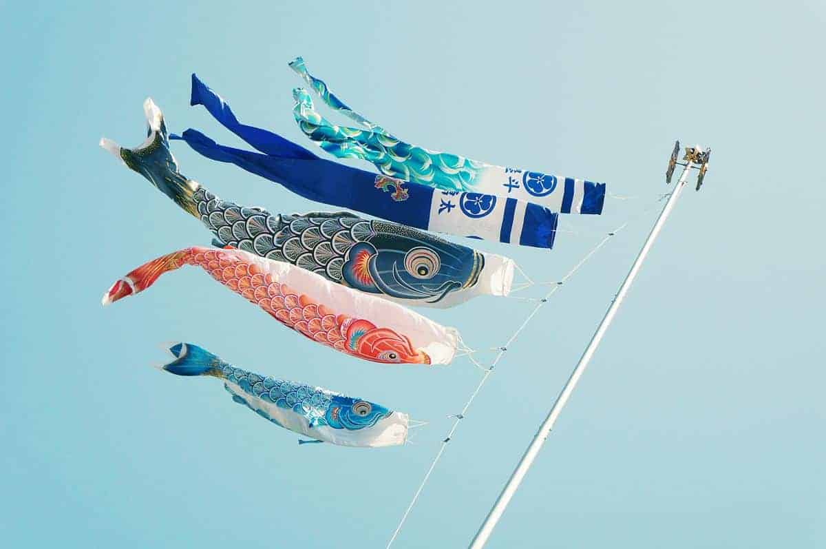 Koinobori, 1. Senjafuda Straps, 2. Kokeshi, 3. Kanzashi, 4. Noren, 5. Koinobori, 6. Sandal Ikan, 7. Chocin, 8. Kabuki Face Mask, 9. Cup Noodle Holder, 10. Chork (Sumpit Garpu)