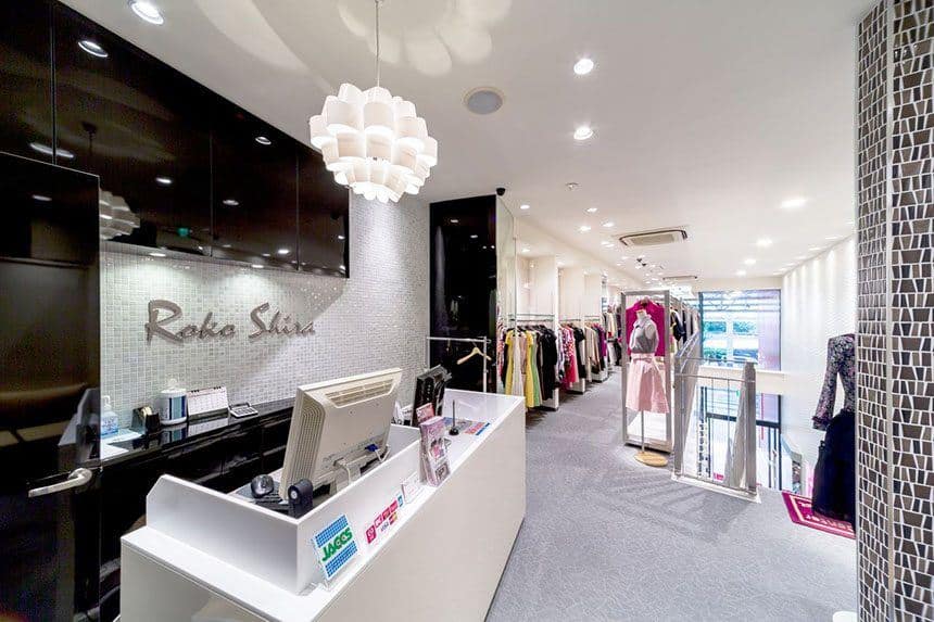 Roko Shira, 1. BrandFirst, 2. Mitsui Outlet Park, 3. Gotemba Premium Outlets, 4. Takashimaya Times Square, 5. Roko Shira, 6. Komehyo, 7. Venus Fort, 8. Sano Premium Outlets, 9. Daikokuya, 10. Ami Premium Outlets