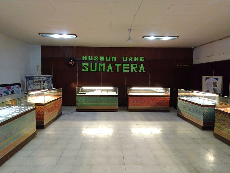 Museum Uang Sumatera, 1. Museum Negeri Sumatera Utara, 2. Rahmat International Wildlife Museum, 3. Museum Situs Kota China, 4. Museum Perjuangan TNI, 5. Tjong A Fie Mansion, 6. Museum Uang Sumatera, 7. Museum Perkebunan Indonesia