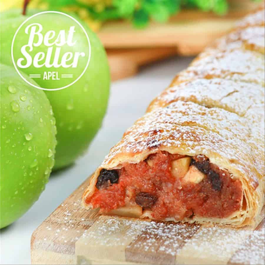 Malang Strudel, 1. Apel Batu, 2. Madu Klanceng, 3. Sari Apel, 4. Kue Plintiran, 6. Pie Apel, 7. Malang Strudel, 8. Keripik Buah