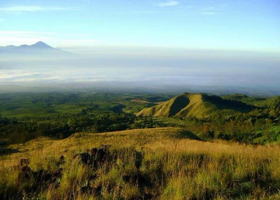Budug Asu Camp (Copy), 1. Bumi Perkemahan Bedengan, 2. Latar Ombo, Gunung Panderman, 3. Bumi Perkemahan Coban Rais, 4. Pantai Balekambang, 5. Savana Gunung Butak, 6. Apache Camp, Coban Talun, 7. Pantai Goa Cina, 8. Coban Rondo, 9. Budug Asu Camp, 10. Ranu Kumbolo, Gunung Semeru
