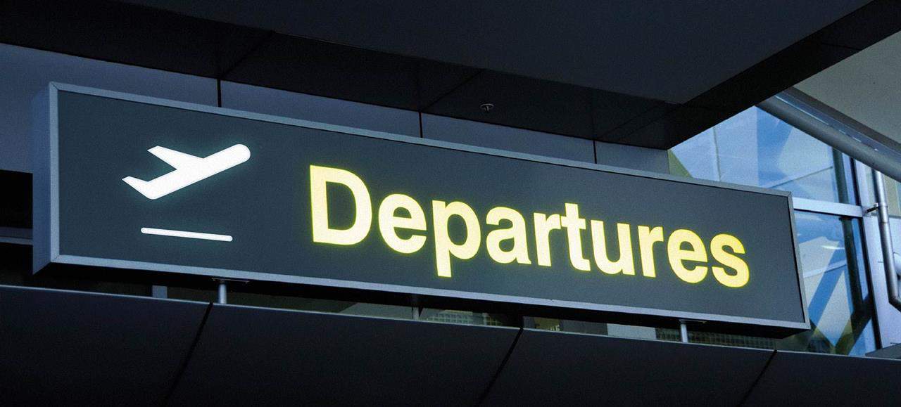 Departure, 1. Booking Tiket dari Jauh Hari, 2. Booking Tiket Pada Malam Hari, 3. Pilih Kota Keberangkatan, 4. Berangkat Pada Low Season, 5. Hindari Weekend, 6. Gunakan Beberapa Aplikasi Penjualan tiket, 7. Ikuti Promosi di Sosial Media, 8. Kunjungi Travel Fair, 9. Bergabung dengan Komunitas Backpacker