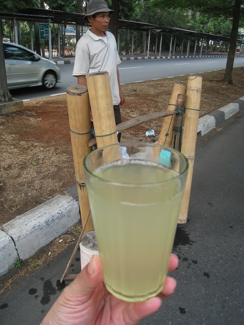 Lahang, 1. Bajigur, 2. Bandrek, 3. Lahang, 4. Cendol, 5. Goyobod, 6. Es Doger