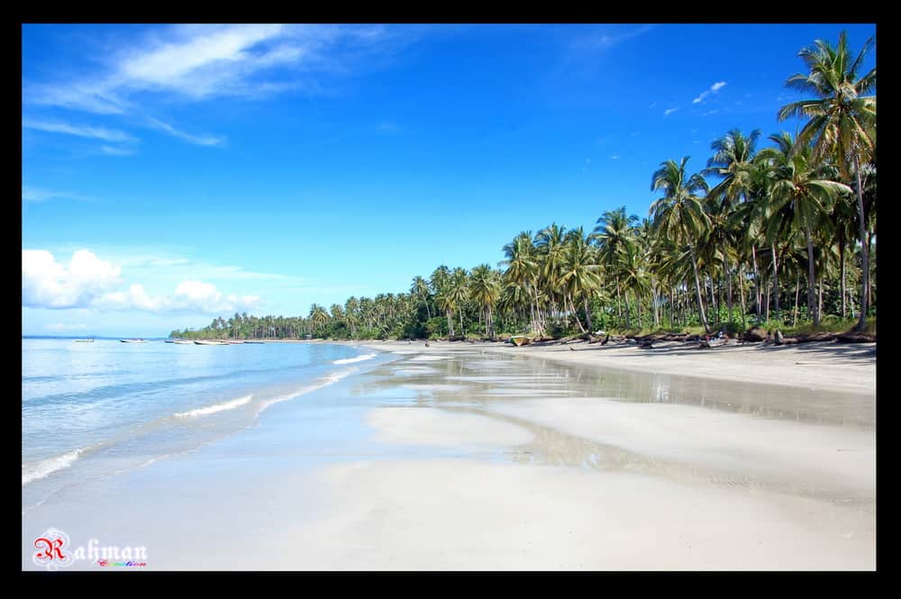 1. Pantai Angsana, 2. Pantai Gedambaan, 3. Pantai Asmara, 4. Pantai Batu Buaya, 5. Pantai Pagatan, 6. Pantai Joras, 7. Pulau Birah-birahan