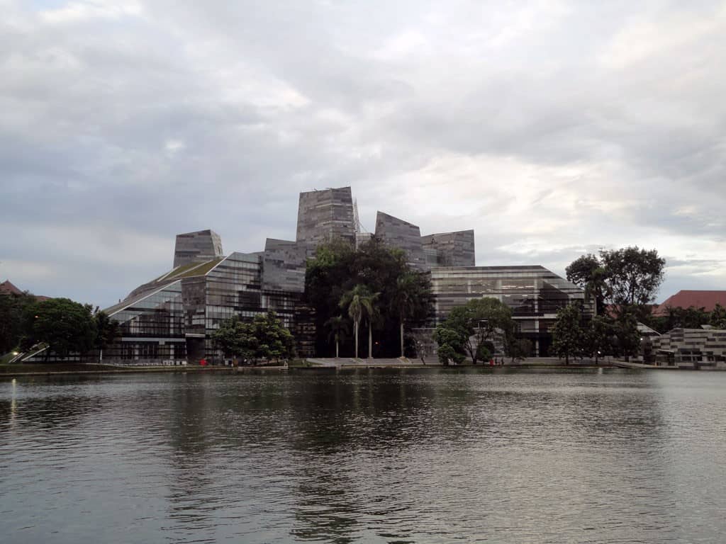 Perpustakaan Universitas Indonesia (Copy), 1. Perpustakaan Nasional Republik Indonesia, 2. Perpustakaan Kemendikbud, 3. Perpustakaan Universitas Indonesia, 4. Perpustakaan Erasmus Huis, 5. Perpustakaan Freedom, 6. Pusat Informasi Kompas/Kompasdata, 7. Perpustakaan Rimba Baca, 8. Perpustakaan Umum Daerah Provinsi DKI Jakarta-Cikini, 9. Daniel S. Lev Law Library, 10. The Reading Room
