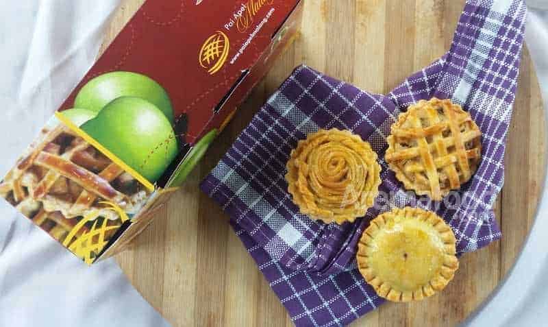 Pie Apel, 1. Apel Batu, 2. Madu Klanceng, 3. Sari Apel, 4. Kue Plintiran, 6. Pie Apel, 7. Malang Strudel, 8. Keripik Buah