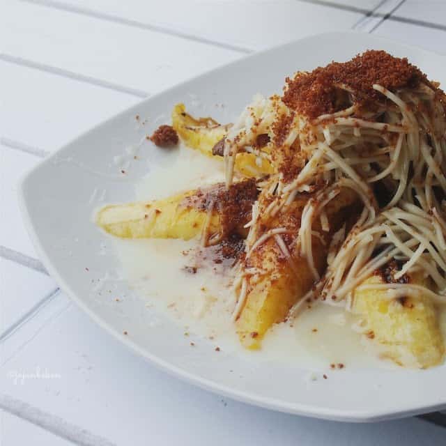 1. Pisang Keju Papanday, 2. Cafe Madtari, 3. Pisang Coklat Keju Kasmin, 4. Laksana Jaya Pisang Keju, Pasar Cisangkuy, 5. Pisang Keju Coklat Penasaran Pempek Palembang Metro, 6. Pisang Tanduk Keju Kemuning, 7. The Kiosk, 8. Warunk Upnormal, 9. PomPom Pisang Keju