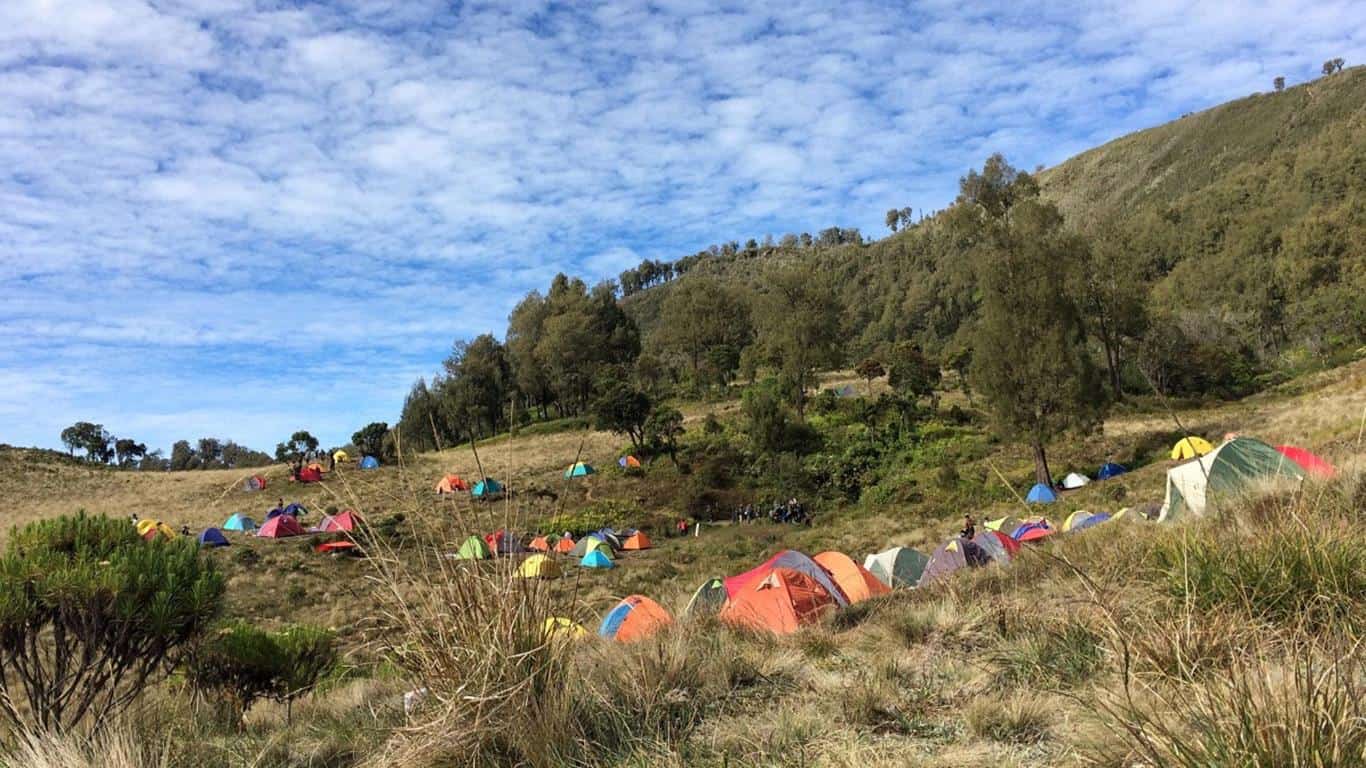 Savana Gunung Butak (Copy), 1. Bumi Perkemahan Bedengan, 2. Latar Ombo, Gunung Panderman, 3. Bumi Perkemahan Coban Rais, 4. Pantai Balekambang, 5. Savana Gunung Butak, 6. Apache Camp, Coban Talun, 7. Pantai Goa Cina, 8. Coban Rondo, 9. Budug Asu Camp, 10. Ranu Kumbolo, Gunung Semeru