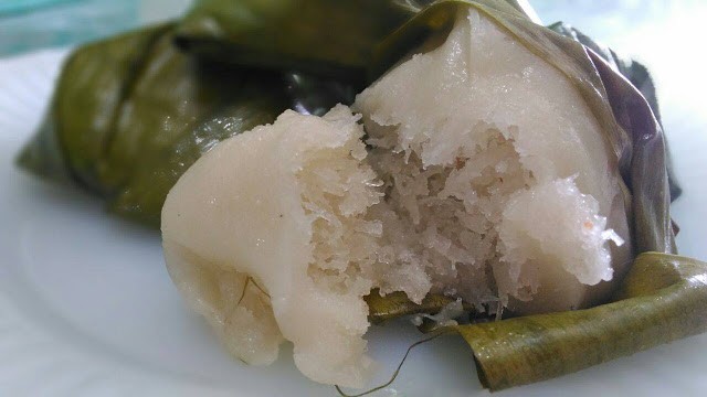lopek bugi, 1. Laksamana Mengamuk, 2. Air Tebu Nostalgia, 3. Jus Tiga Rasa, 4. Air Mata Pengantin, 5. Lancang Kuning, 6. Lopek Bugi, 7. Asidah, 8. Keripik Nanas, 9. Lempok Durian, 10. Kue Bangkit