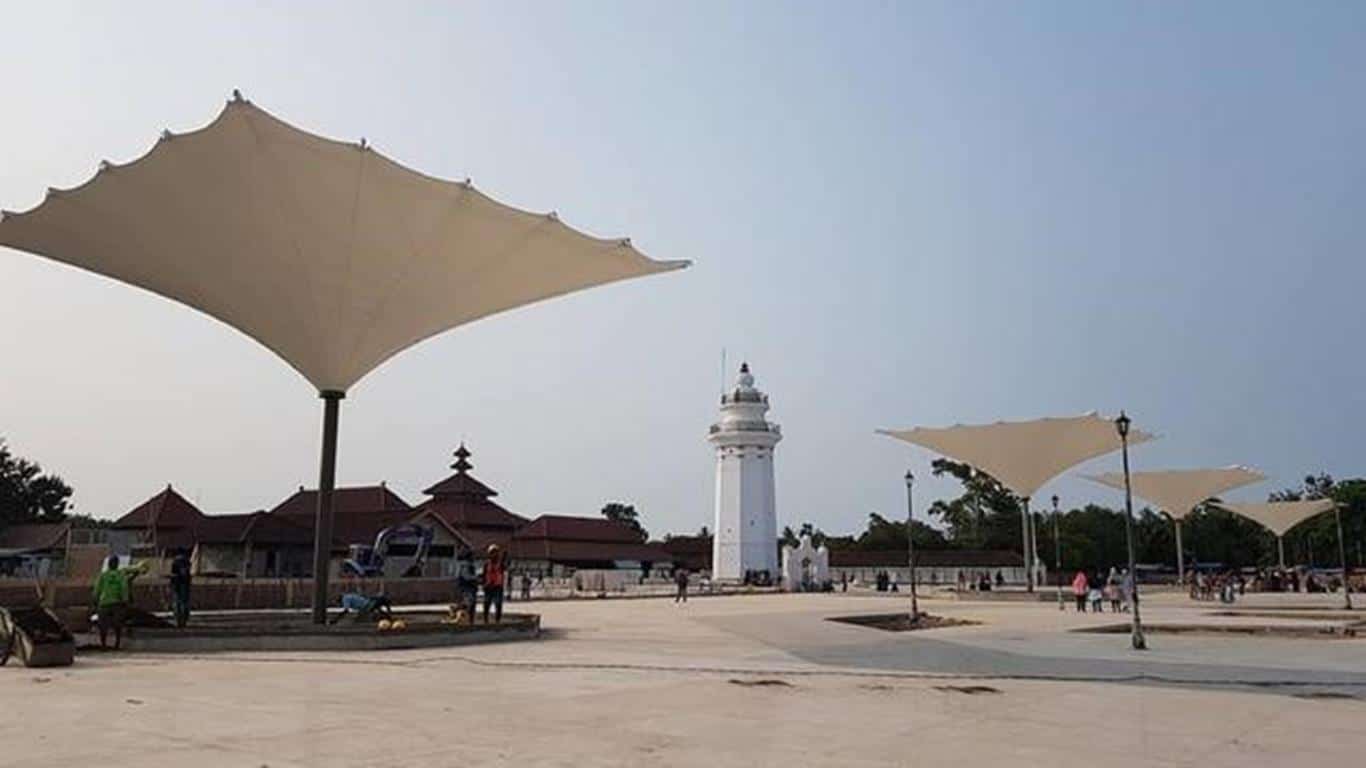 Masjid Agung Banten (Copy), 1. Benteng Speelwijk, 2. Keraton Surosowan, 3. Masjid Agung Banten, 4. Gunung Pinang, 5. Gunung Pilar, 6. Pantai Anyer, 7. Pulau Lima, 8. Pulau Sangiang, 9. Farm Bukit Waruwangi, 10. Rumah Hutan Cidampit