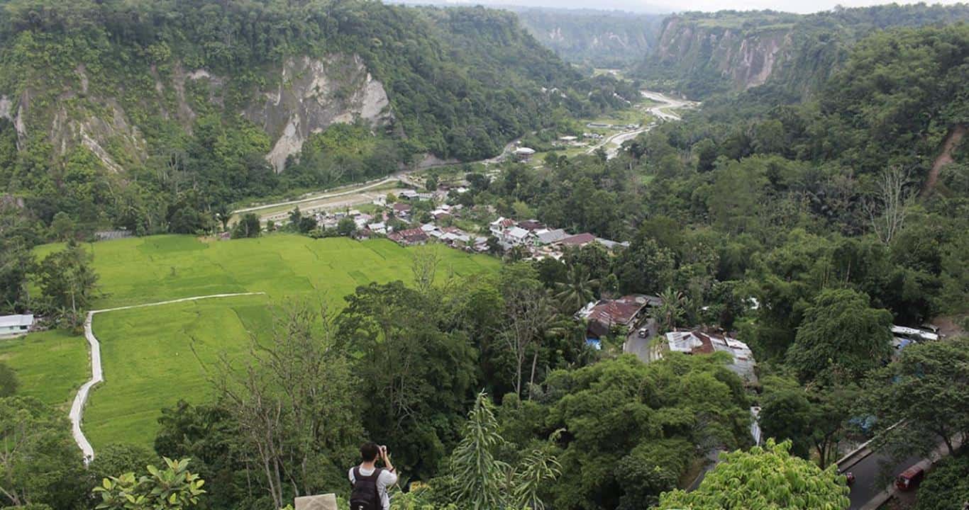 Ngarai Sianok (Copy), 1. Lembah Baliem, 2. Lembah Ramma, 3. Lembah Kidang, 4. Ngarai Sianok, 5. Lembah Bukit Pangonan Dieng, 6. Lembah Bada, 7. Lembah Pantunan, 8. Lembah Sindoro, 9. Lembah Anai, 10. Lembah Harau