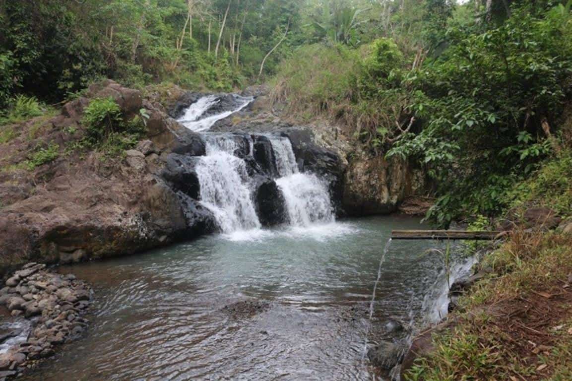 Curug Leuwi Tomo (Copy), 1. Curug Putri, 2. Curug Lawang, 3. Curug Ciporolak, 4. Curug Cigumawang, 5. Curug Cihear, 6. Curug Sawer, 7. Curug Betung, 8. Curug Cikotak, 9. Curug Kembar, 10. Curug Leuwi Tomo