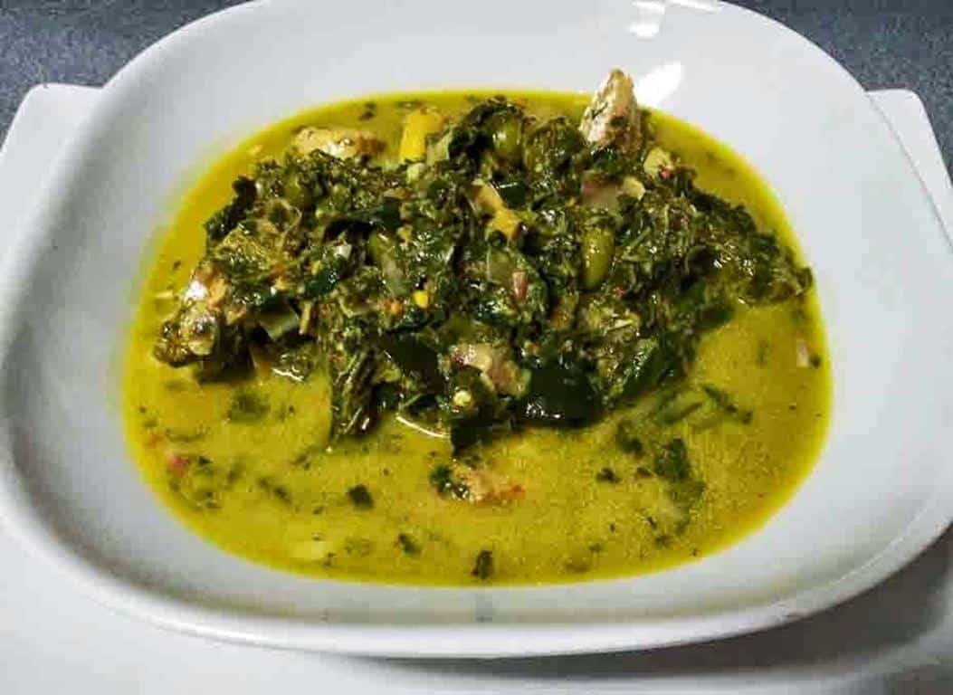Daun Ubi Tumbuk (Copy), 1. Ikan Mas Naniura, 2. Arsik, 3. Sayur Gurih Tauco, 4. Daun Ubi Tumbuk, 5. Mie Gomak, 6. Saksang, 7. Bubur Pedas, 8. Manuk Napinadar, 9. Bika Ambon, 10. Kolak Durian