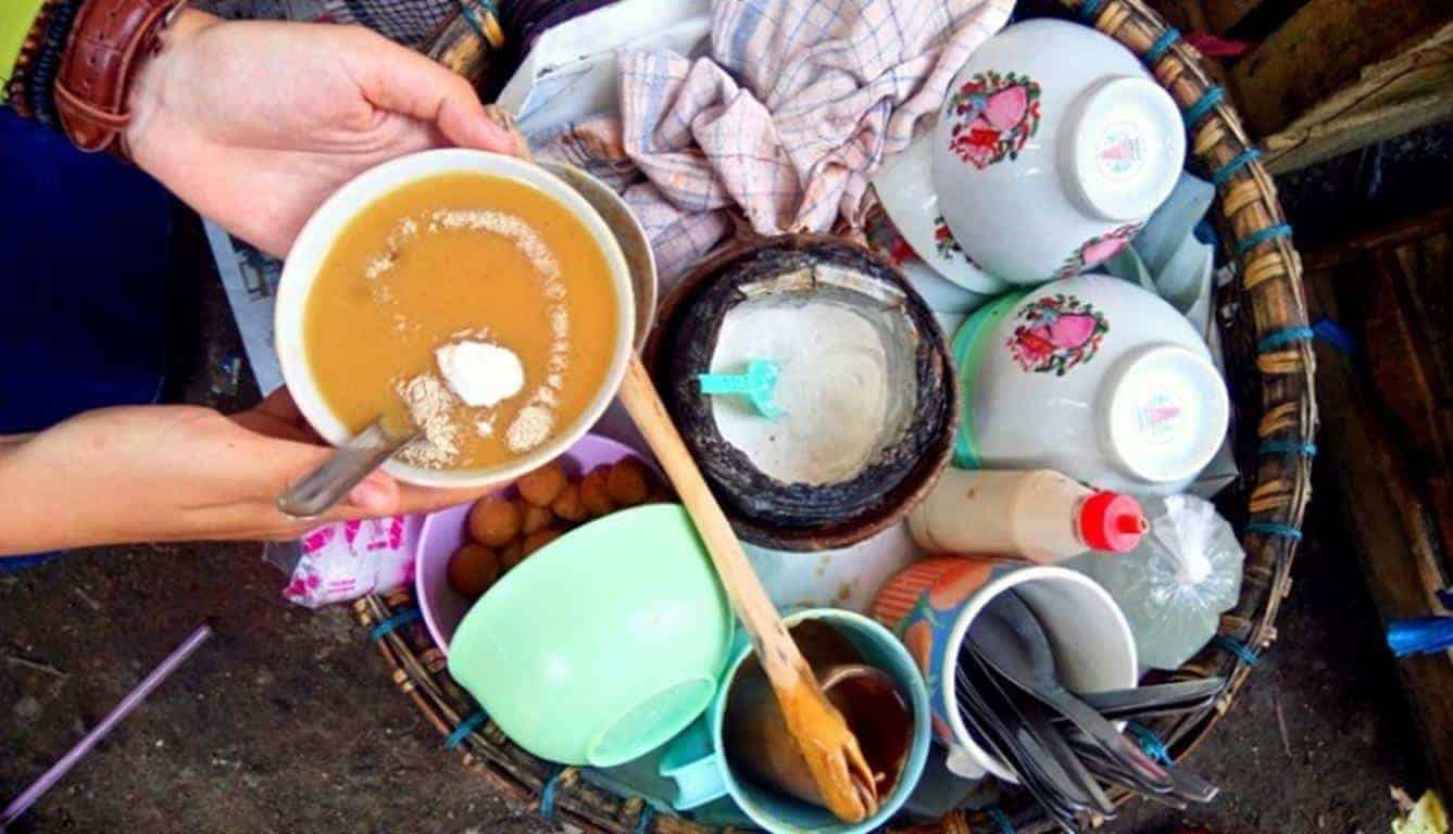 Jamu Jun (Copy), 1. Bir Pletok, 2. Bajigur, 3. Wedang Uwuh, 4. Sekoteng, 5. Es Oyen, 6. Es Doger, 7. Es Dawet, 8. Es Gempol Pleret, 9. Es Rumput Laut, 10. Jamu Jun