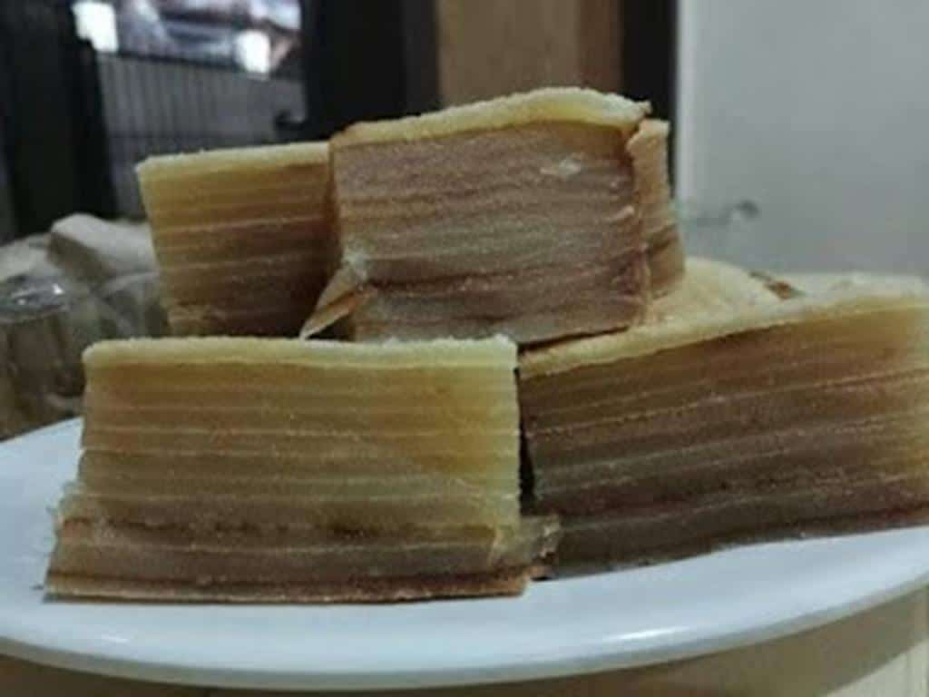 Kue Engkak (Copy), 1. Batik Krakatoa, 2. Batik Lereng Lesung, 3. Miniatur Landmark Kota Cilegon, 4. Emping, 5. Kue Gipang, 6. Gegetas, 7. Kue Engkak, 8. Bakso Ikan Lele, 9. Kerupuk Dapros, 10. Sate Bandeng