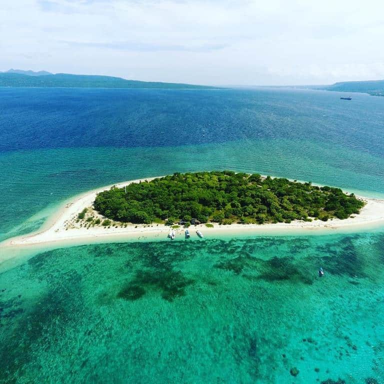 Pulau Tabuhan (Copy), 1. Pantai Wedi Ireng, 2. Pulau Merah, 3. Pantai Teluk Hijau, 4. Taman Nasional Alas Purwo, 5. Pantai Plengkung, 6. Pantai Watu Dodol, 7. Pulau Tabuhan, 8. De Djawatan Benculuk, 9. Kawah Ijen, 10. Taman Nasional Baluran