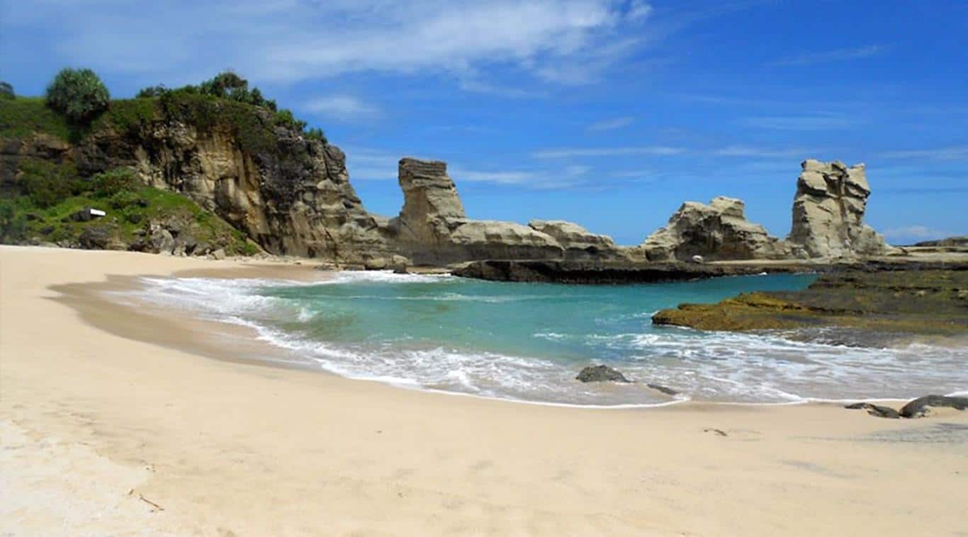 Pantai Klayar (Copy), 1. Pantai Klayar, 2. Pantai Ngiroboyo, 3. Pantai Buyutan, 4. Pantai Banyu Tibo, 5. Pantai Watu Karung, 6. Pantai Srau, 7. Pantai Ngandul, 8. Pantai Soge, 9. Pantai Kasap, 10. Pantai Karang Bolong