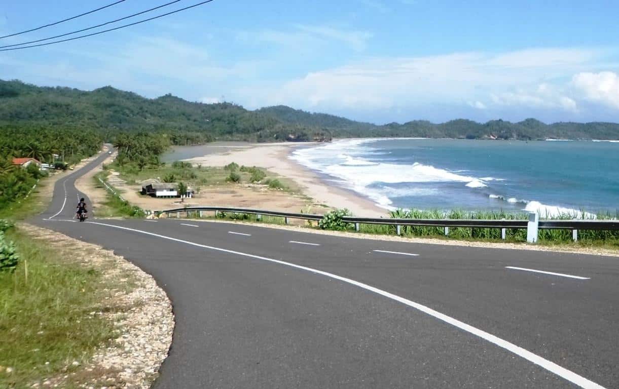 Pantai Soge (Copy), 1. Pantai Klayar, 2. Pantai Ngiroboyo, 3. Pantai Buyutan, 4. Pantai Banyu Tibo, 5. Pantai Watu Karung, 6. Pantai Srau, 7. Pantai Ngandul, 8. Pantai Soge, 9. Pantai Kasap, 10. Pantai Karang Bolong