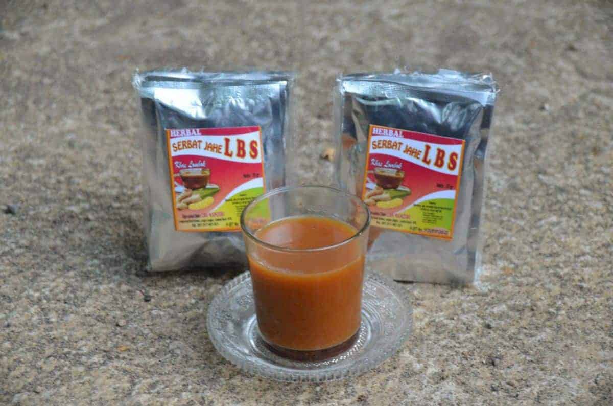 Serbat Jahe, 1. Tuak Manis, 2. Bubur Reket Bereng, 3. Es Sarang Burung, 4. Poteng Isi, 6. Madu Sumbawa, 7. Serbat Jahe