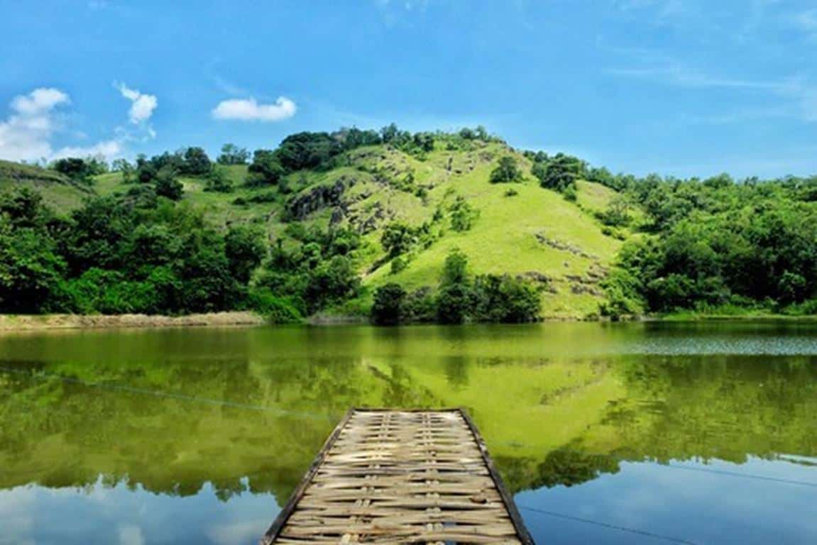 Telaga Claket (Copy), 1. Bendungan Colo, 2. Royal Water Adventure, 3. Waduk Mulur, 4. Telaga Claket, 5. Wisata Alam Batu Seribu, 6. Alas Karet Polokarto, 7. The Heritage Palace, 8. Curug Krajan, 9. Keraton Kartasura, 10. Gunung Sepikul