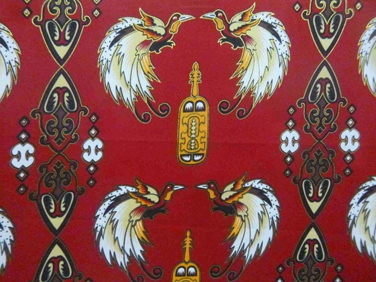 1. Koteka, 2. Batik Cendrawasih, 4. Lukisan Kulit Kayu, 5. Noken, 6. Ikan Asar, 7. Keripik Keladi