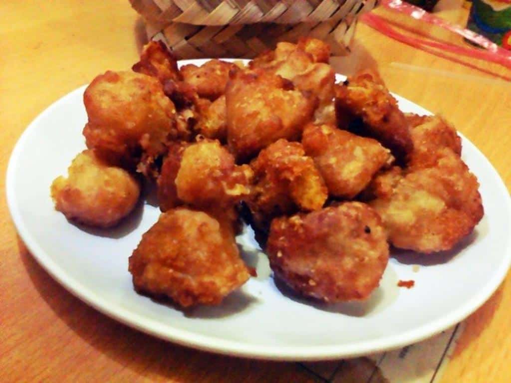 Getuk Goreng, 1. Soto Sokaraja, 2. Getuk Goreng, 3. Tempe Mendoan, 4. Buntil, 5. Lumpia Boom, 6. Kraca, 7. Nopia, 8. Jenang Jaket, 9. Kluban, 10. Cenil