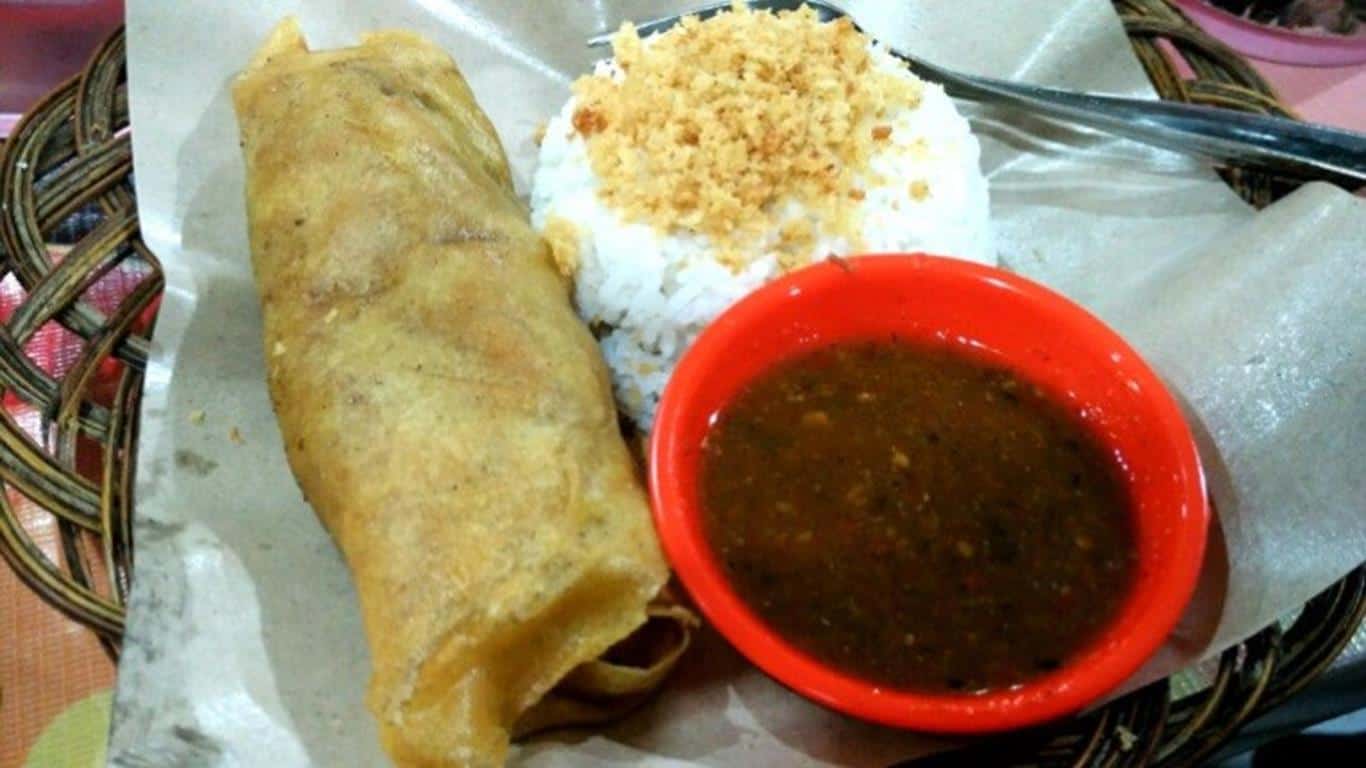Lumpia Boom, 1. Soto Sokaraja, 2. Getuk Goreng, 3. Tempe Mendoan, 4. Buntil, 5. Lumpia Boom, 6. Kraca, 7. Nopia, 8. Jenang Jaket, 9. Kluban, 10. Cenil