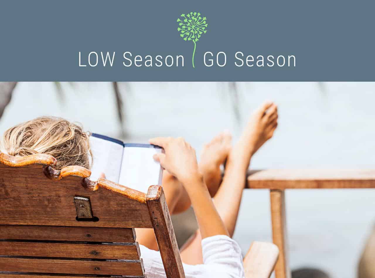 low season, 1. Beli Tiket Jauh Hari, 2. Berangkat pada low season, 3. Hindari Weekend, 4. Booking Tengah Malam, 5. Tiket Transit, 6. Pilih Alternatif Kota, 7. Gunakan Beberapa Aplikasi Pencarian Tiket, 8. Ikuti Akun Sosial Media Maskapai Penerbangan, 9. Hadiri Travel Fair