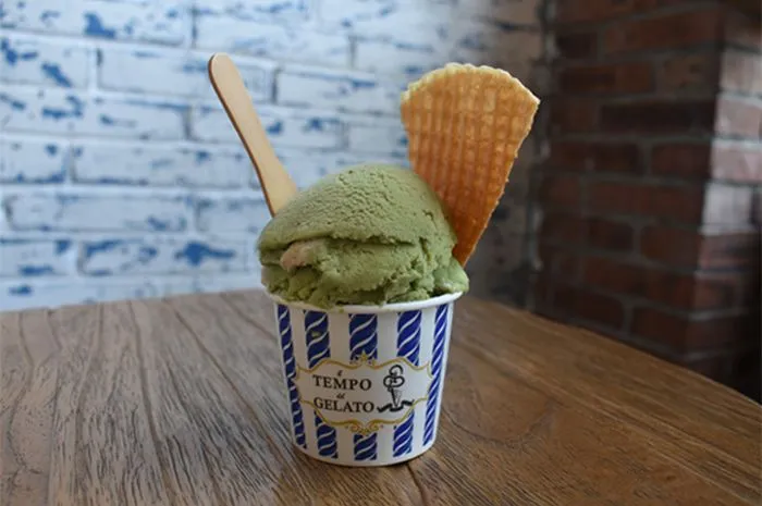 Matcha Tea, 1. Gelato Cheese, 2. Sorbet Raspberry, 3. Gelato / Sorbet Mint, 4. Gelato Matcha Tea, 5. Sorbet Yoghurt, 6. Gelato Chocolate, 7. Gelato Ginger, 8. Gelato Kemangi, 9. Sorbet Dragon Fruit, 10. Gelato Oreo