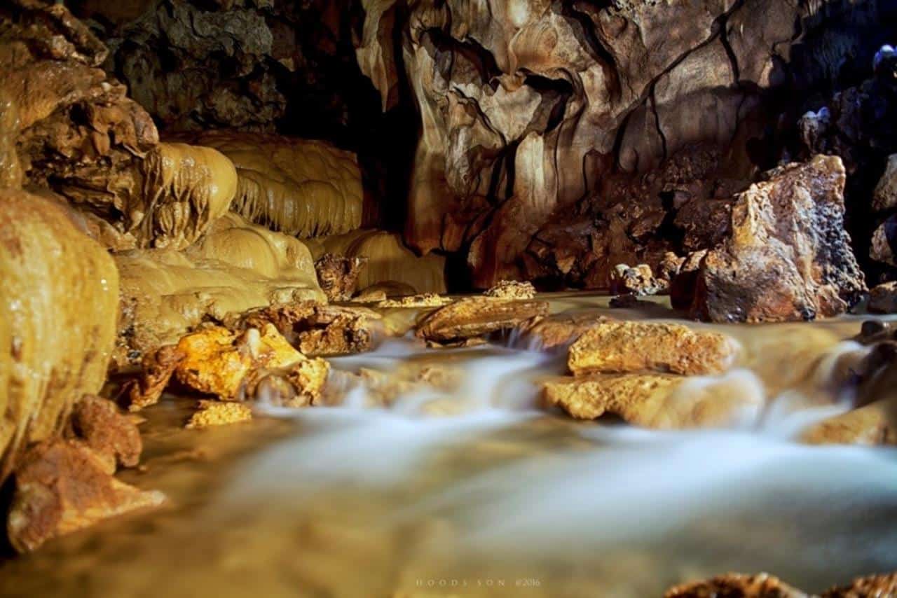 Gua Petruk, 1. Candi Borobudur, 2. Lawang Sewu, 3. Keraton Kasunanan Surakarta Hadiningrat, 4. Umbul Ponggok, 5. Dataran Tinggi Dieng, 6. Taman Nasional Karimunjawa, 7. Gua Petruk, 8. Benteng Van Der Wijck, 9. Pantai Suwuk, 10. Ketep Pass