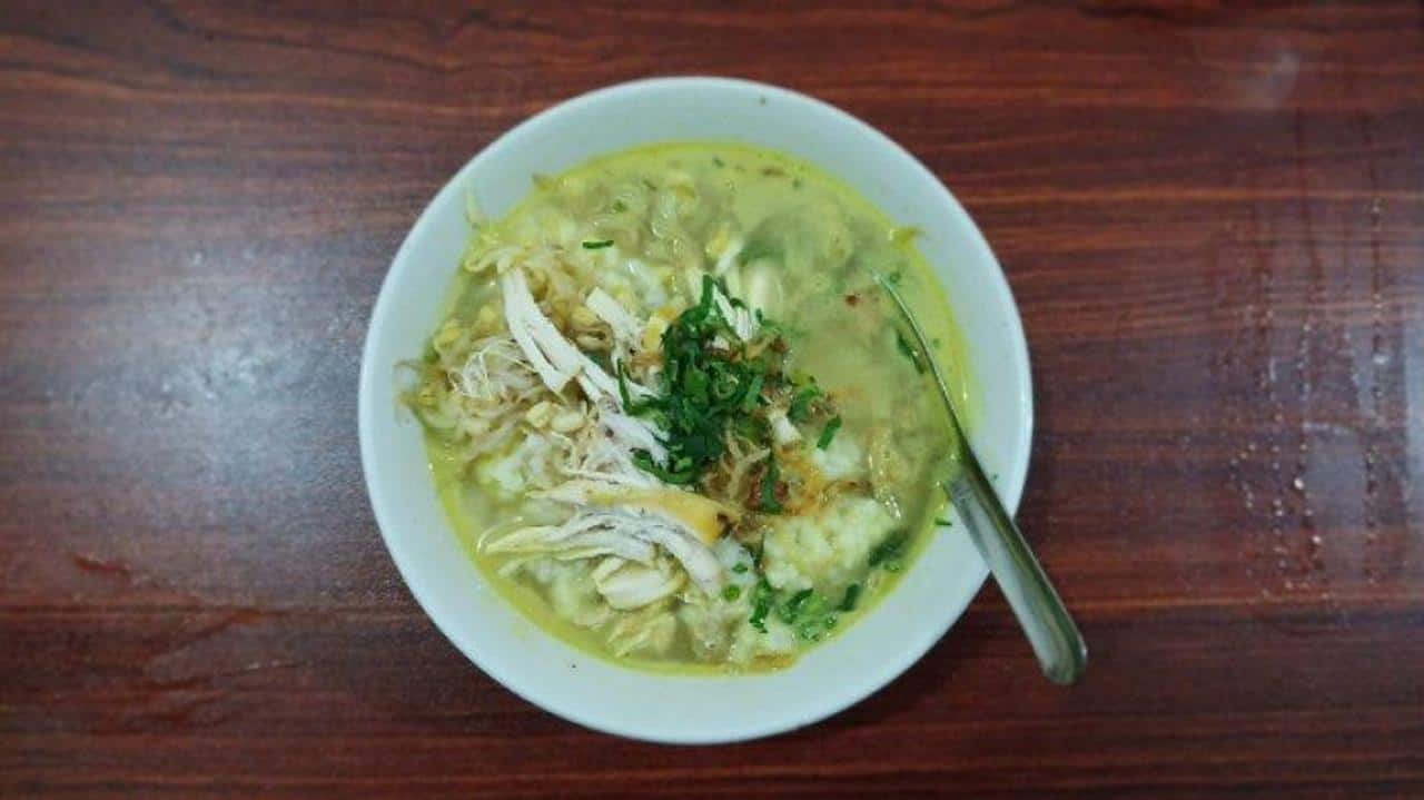 Soto Esto, 1. Gecok Kambing, 2. Opor Bebek, 3. Soto Esto, 4. Sate Sapi Suruh, 5. Ronde Sekoteng, 6. Gethuk Kethek, 7. Pecel Keong, 8. Singkong Keju, 9. Enting-Enting Gepuk, 10. Gudeg Koyor