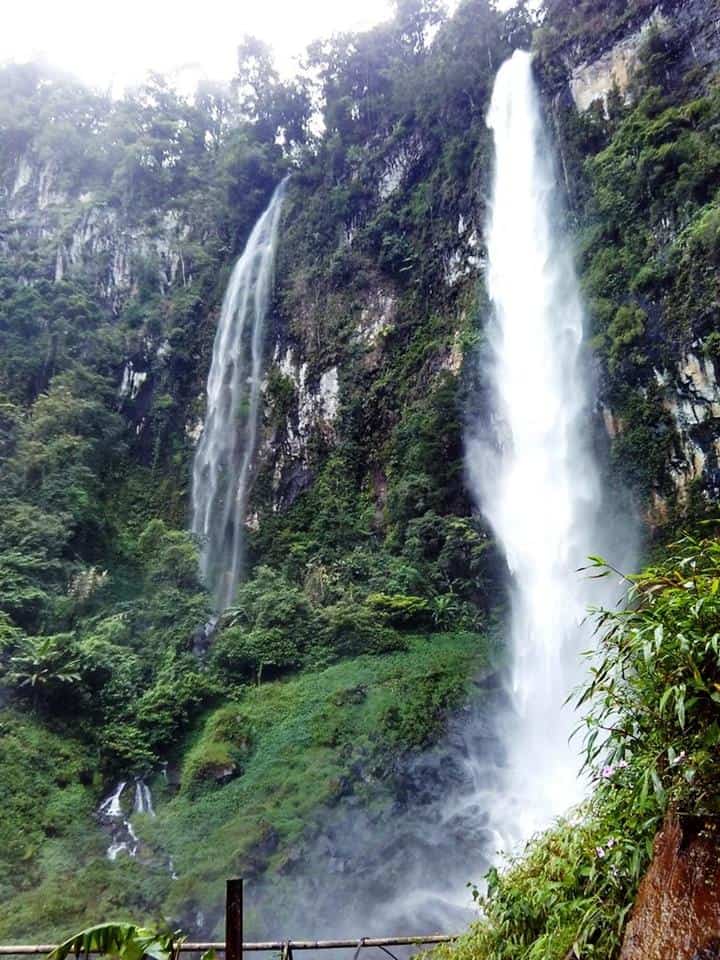 Curug Cileat - Cisalak, 1. Curug Cileat - Cisalak, 2. Curug Cibareubeuy – Ciater, 3. Curug Goa Badak - Sagalaherang, 4. Curug Ciangin – Ciater, 5. Curug Sadim – Sagalaherang, 6. Curug Mandala – Sagalaherang, 7. Curug Karembong – Sagalaherang, 8. Curug Bentang – Jalan Gagak, 9. Curug Cijalu – Cimanggung, 10. Curug Masigit - Kasomalang