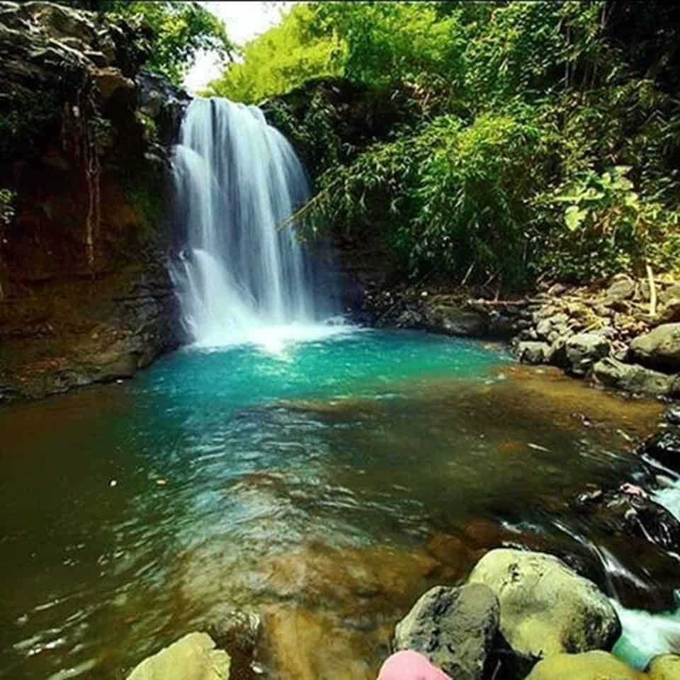 Curug Titang, 1. Embung Kledung, 2. Hutan Pinus Sigrowong, 3. Posong Kledung, 4. Alam Sewu, 5. Sedengkeng Pass, 6. Mijil Loka, 7. Curug Titang, 8. Bukit Sikendil, 9. Candi Pringapus, 10. Gunung Sindoro