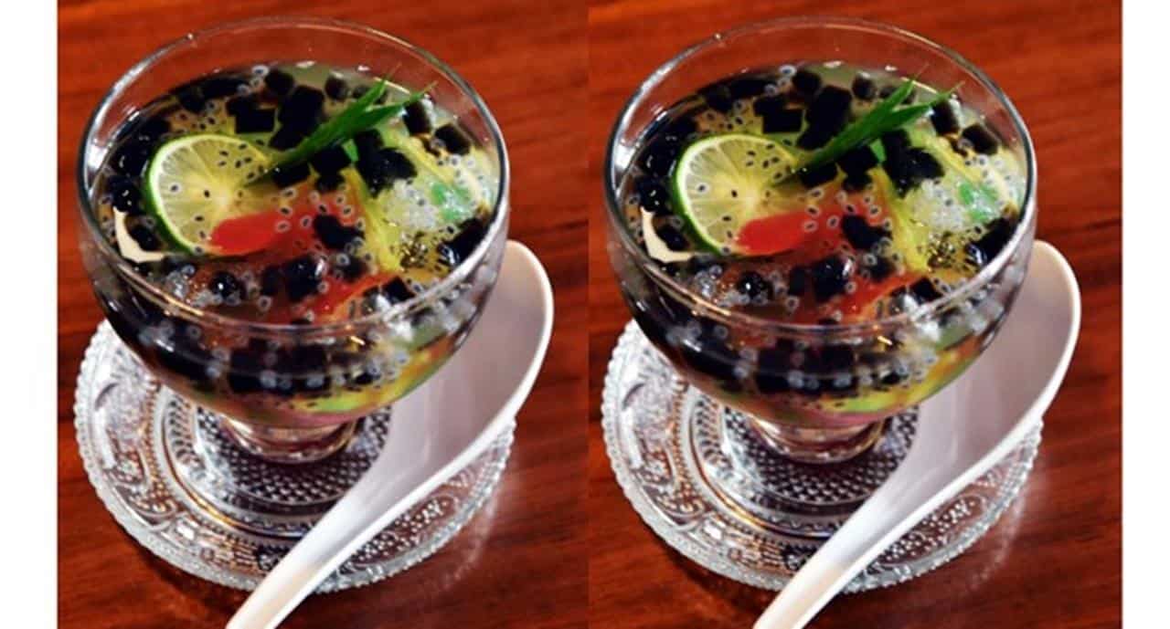 Es Buah Matoa, 1. Es Kelapa Muda Asam Manis, 2. Sunset Papua, 3. Es Buah Matoa, 4. Swansrai Papua, 5. Teh Sarang Semut