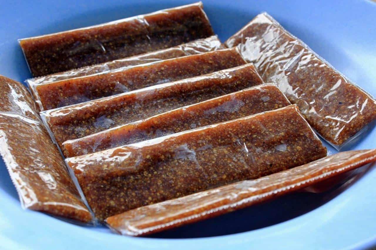 Jenang krasikan, 1. Cenil, 2. Geblek, 3. Kue Lompong, 4. Kue Clorot, 5. Lanthing, 6. Sego Penek Ngandul, 7. Sate Winong, 8. Kupat Tahu Purworejo, 9. Jenang Krasikan, 10. Dawet Ireng